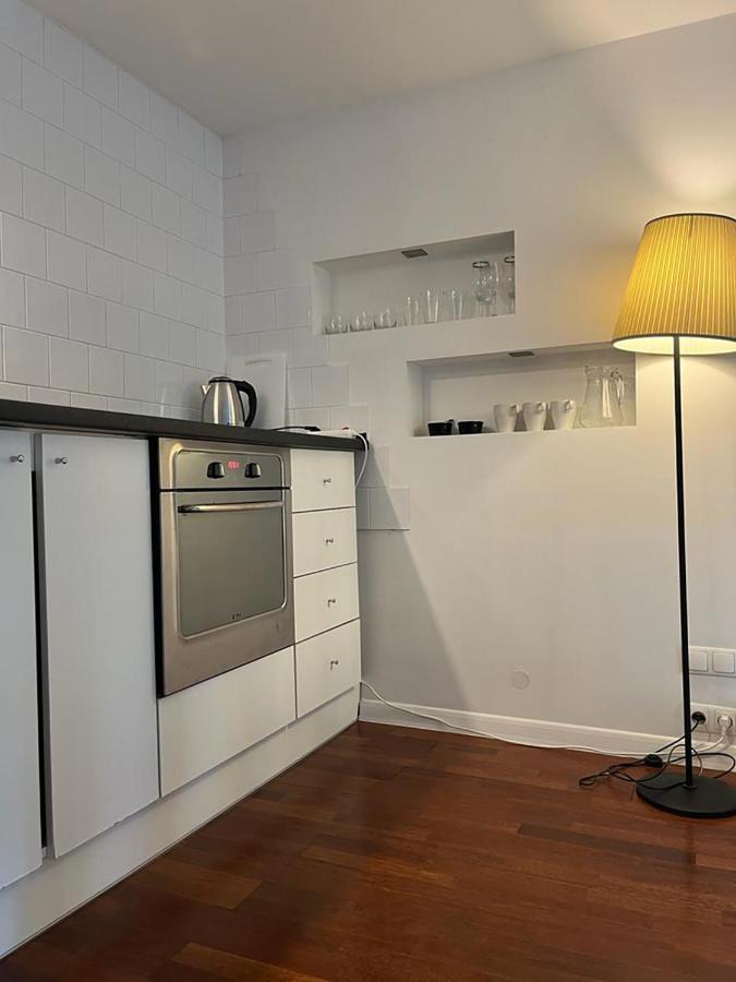 Labo Apartment Chmielna Варшава Екстер'єр фото