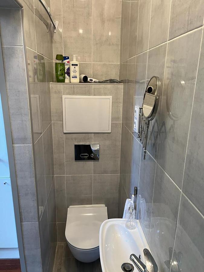 Labo Apartment Chmielna Варшава Екстер'єр фото
